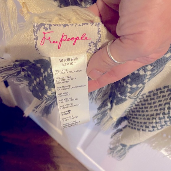 Free People Shaw - Picture 5 of 9